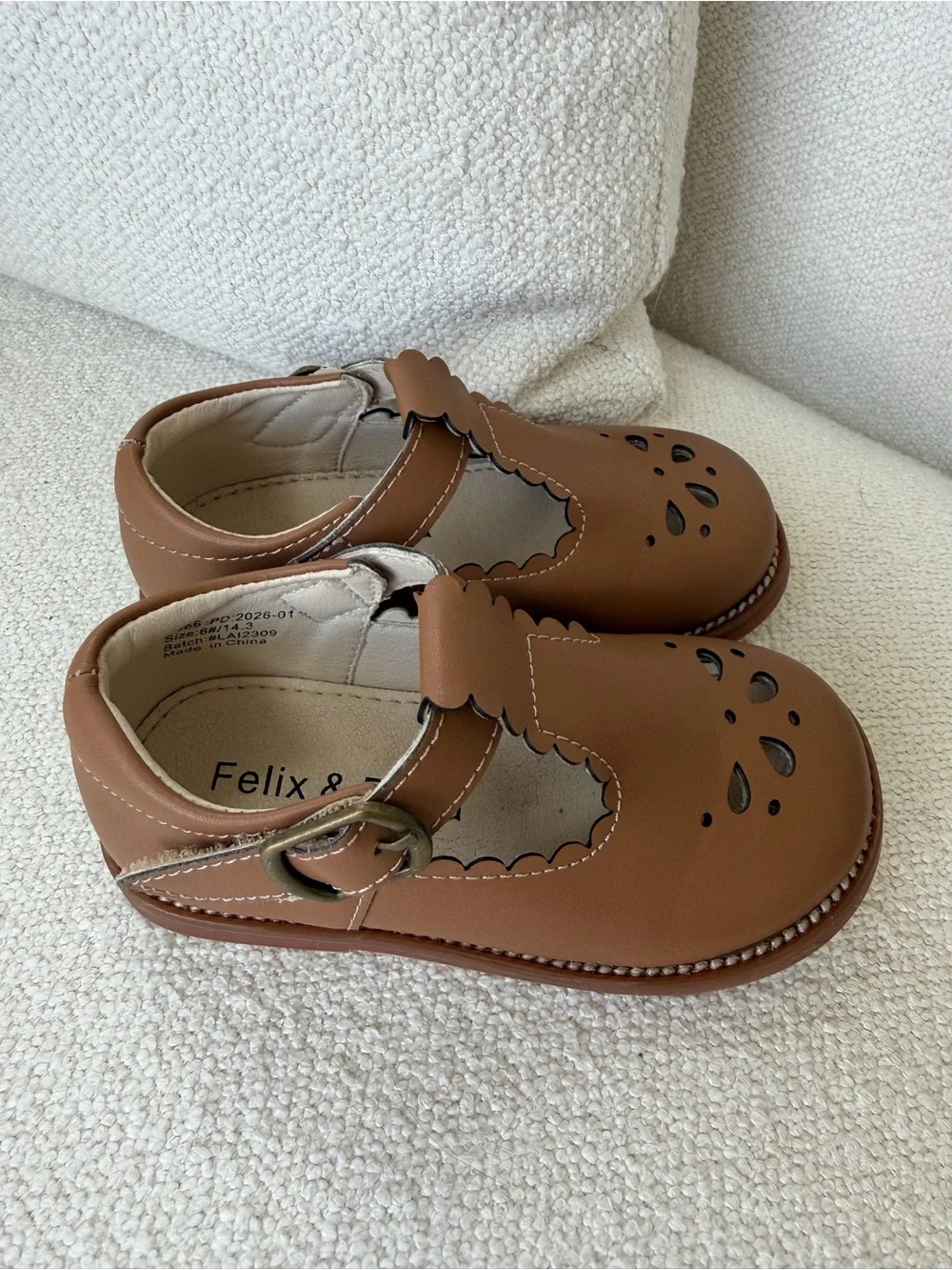 Felix & Flora Toddler Girls Brown Leather Mary Jane Shoes, Size 6